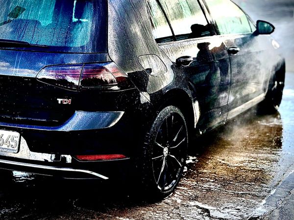 Volkswagen Golf Hatchback, Diesel, 2017, Black