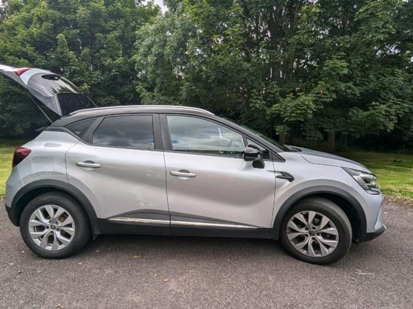 Renault Captur Hatchback, Petrol, 2020, Grey