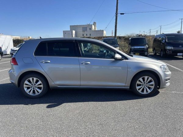 Volkswagen Golf Hatchback, Petrol, 2014, Grey