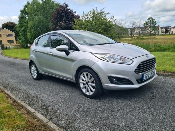 Ford Fiesta Hatchback, Petrol, 2016, Silver
