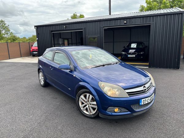 Vauxhall Astra Hatchback, Petrol, 2007, Blue