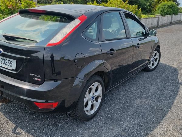 Ford Focus Hatchback, Diesel, 2011, Black