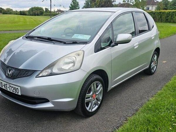 Honda Fit Hatchback, Petrol, 2010, Silver