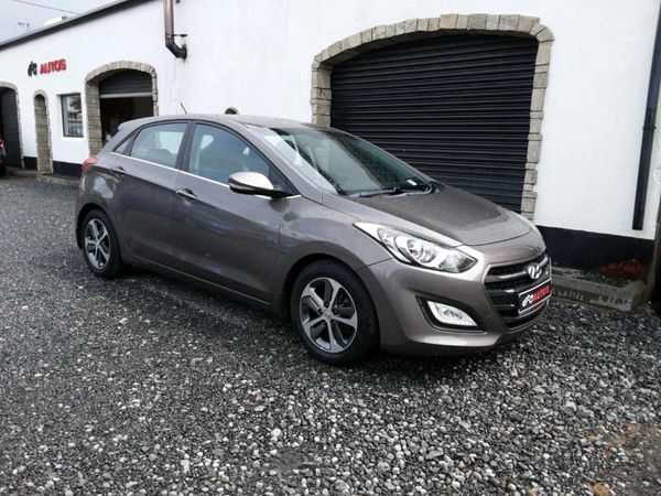 Hyundai i30 Hatchback, Diesel, 2015, Bronze