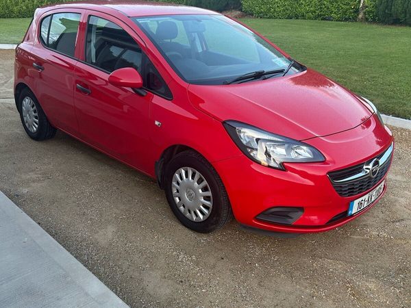 Opel Corsa Hatchback, Petrol, 2016, Red