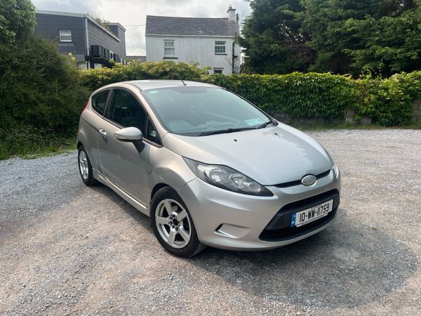 Ford Fiesta Hatchback, Diesel, 2010, Silver