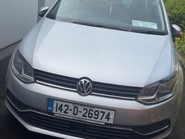 Volkswagen Polo Hatchback, Petrol, 2014, Silver