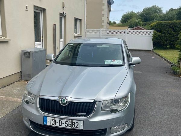 Skoda Superb Saloon, Diesel, 2013, Silver