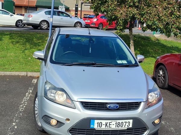 Ford Focus Hatchback, Diesel, 2010, Silver