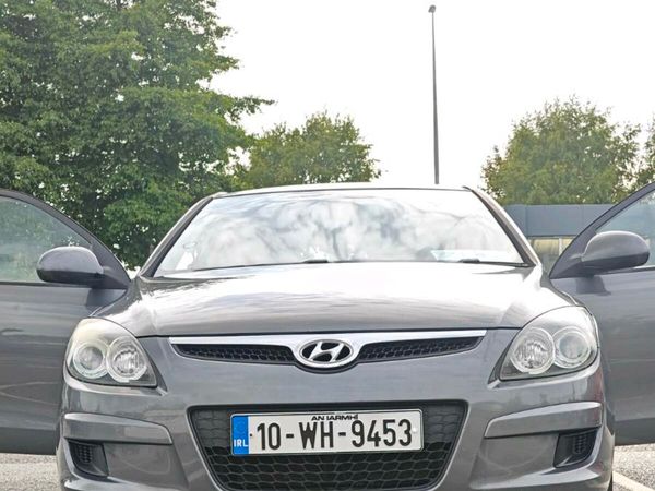Hyundai i30 Hatchback, Petrol, 2010, Grey