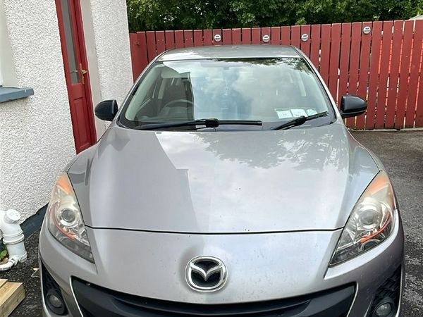 Mazda Mazda3 Saloon, Diesel, 2012, Grey