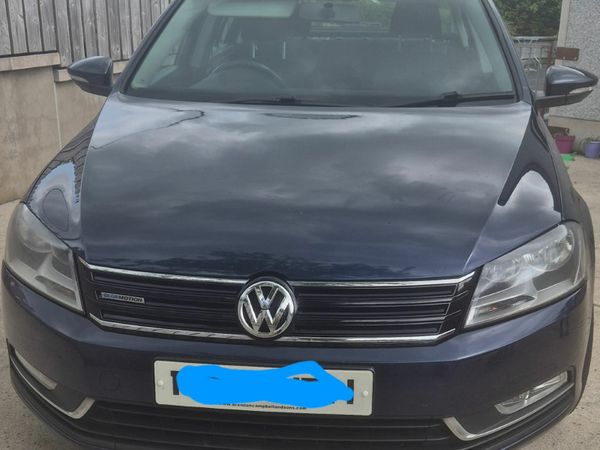 Volkswagen Passat Saloon, Diesel, 2014, Blue
