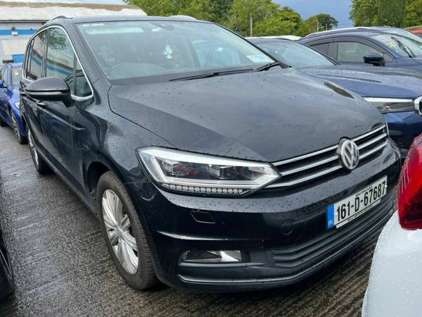 Volkswagen Touran MPV, Petrol, 2016, Black