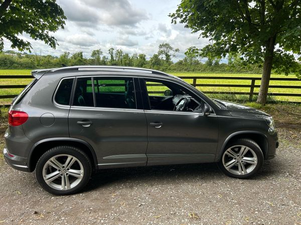 Volkswagen Tiguan SUV, Diesel, 2016, Grey