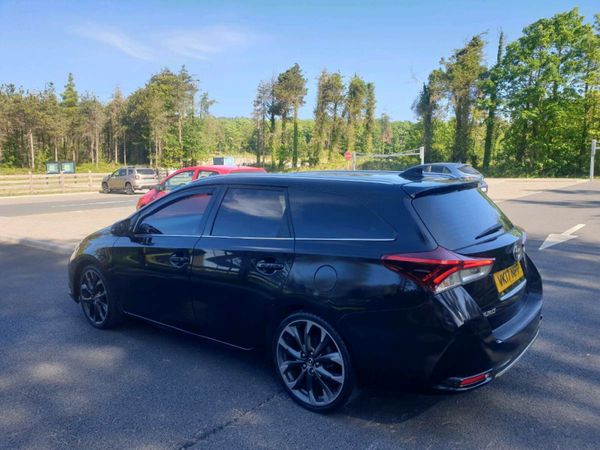 Toyota Auris Estate, Diesel, 2017, Black