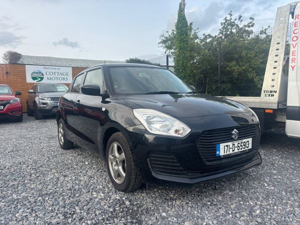 Suzuki Swift Hatchback, Petrol, 2017, Black