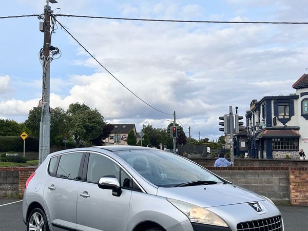 Peugeot 3008 MPV, Diesel, 2010, Grey