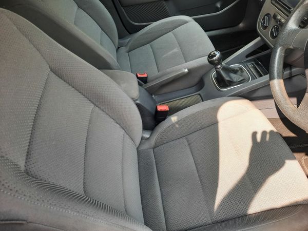 Volkswagen Golf Hatchback, Petrol, 2009, Black