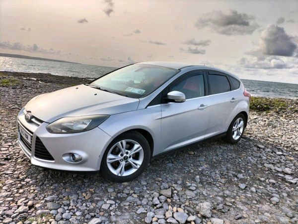 Ford Focus Hatchback, Diesel, 2013, Silver