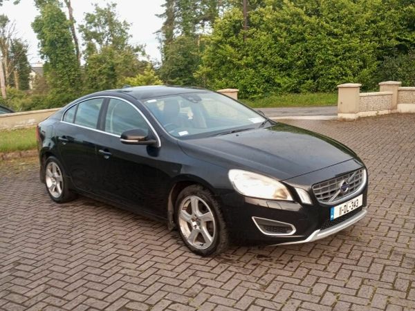 Volvo S60 Saloon, Diesel, 2011, Black