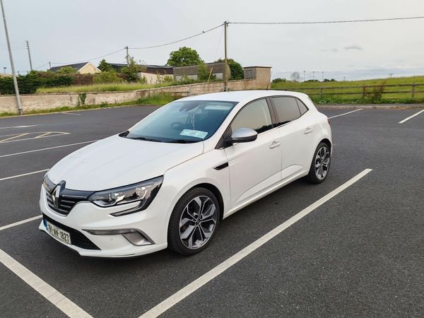 Renault Megane Hatchback, Petrol, 2019, White
