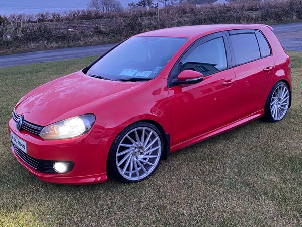 Volkswagen Golf Hatchback, Diesel, 2012, Red