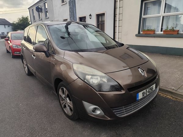 Renault Grand Scenic MPV, Diesel, 2010, Brown