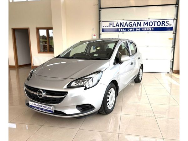 Opel Corsa Hatchback, Petrol, 2015, Silver