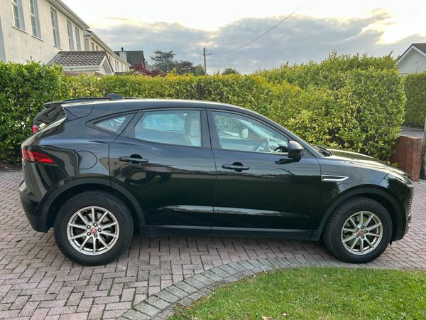 Jaguar E-Pace Estate/Jeep, Diesel, 2018, Black