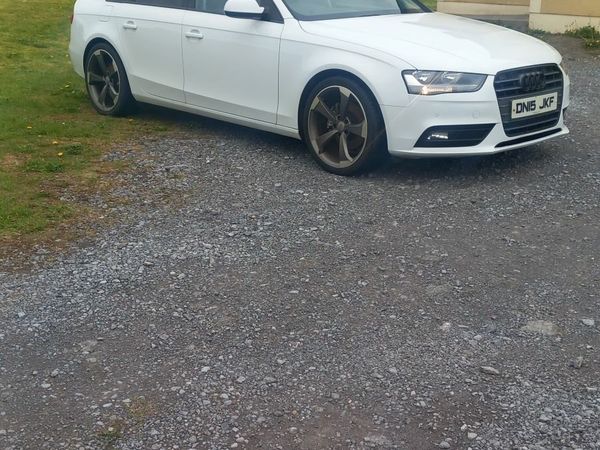 Audi A4 Saloon, Diesel, 2015, White