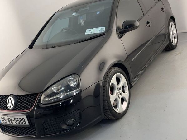 Volkswagen Golf Hatchback, Petrol, 2005, Black