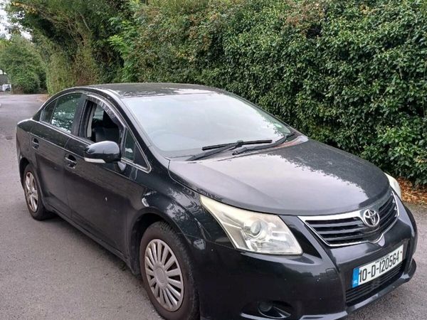 Toyota Avensis Saloon, Diesel, 2010, Silver