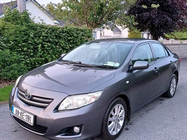 Toyota Corolla Saloon, Diesel, 2009, Grey