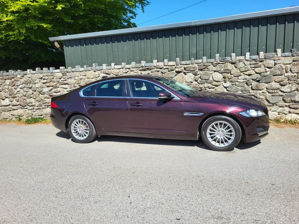 Jaguar XF Saloon, Diesel, 2016, Red