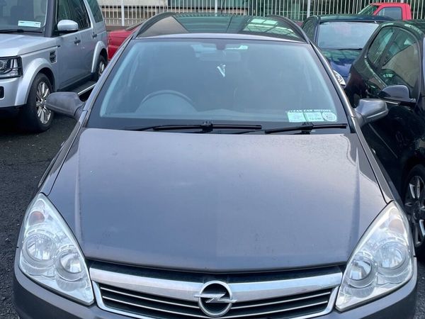 Opel Astra Estate, Petrol, 2009, Grey