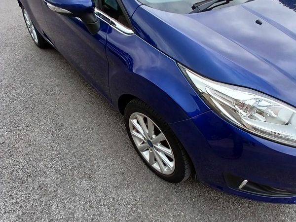 Ford Fiesta Hatchback, Petrol, 2017, Blue