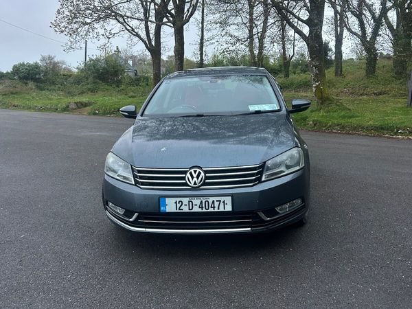 Volkswagen Passat Saloon, Diesel, 2012, Grey