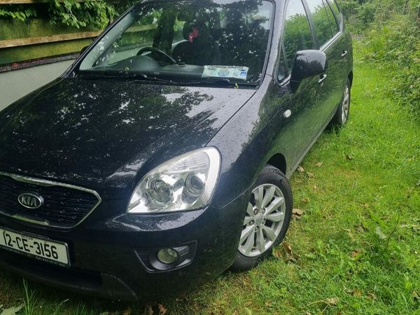 Kia Carens MPV, Diesel, 2012, Black
