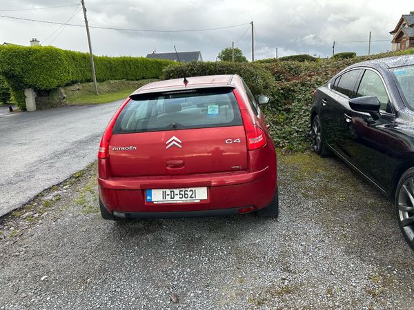Citroen C4 Hatchback, Diesel, 2011, Red