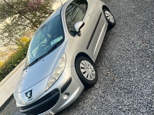 Peugeot 207 Hatchback, Diesel, 2007, Silver