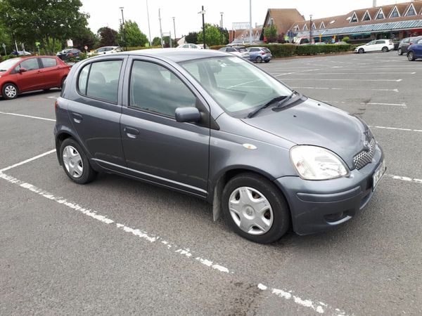 Toyota Yaris Hatchback, Petrol, 2004, Blue
