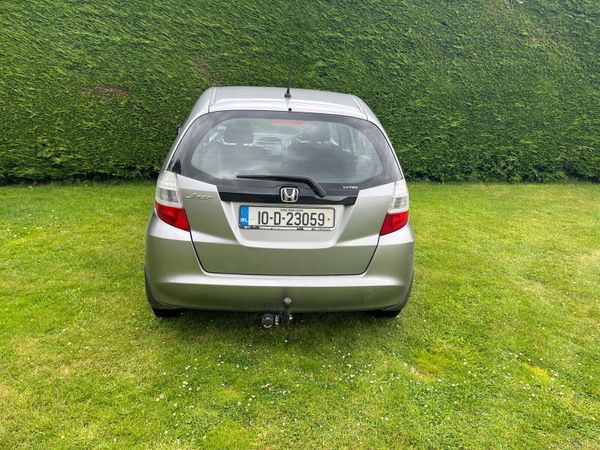 Honda Jazz Hatchback, Petrol, 2010, Grey