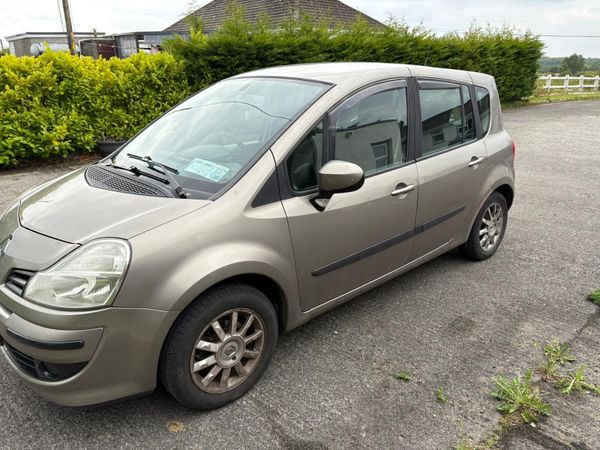 Renault Grand Modus MPV, Petrol, 2008, Gold