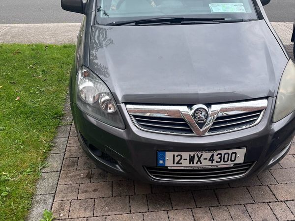 Vauxhall Zafira MPV, Diesel, 2012, Grey