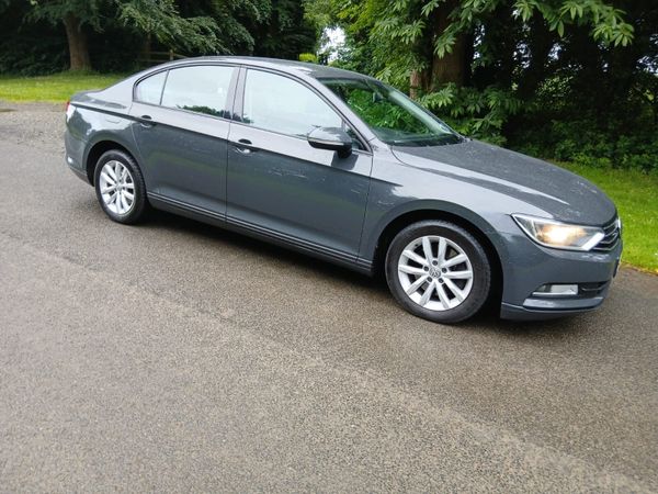 Volkswagen Passat Saloon, Diesel, 2015, Grey