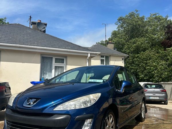 Peugeot 308 Hatchback, Petrol, 2008, Blue