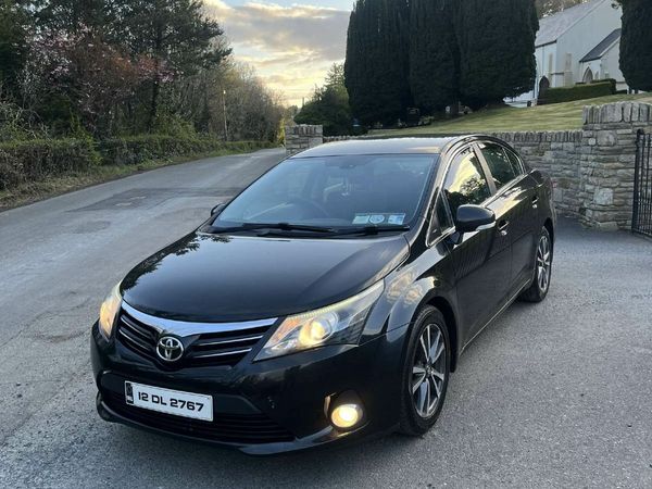 Toyota Avensis Saloon, Diesel, 2012, Black