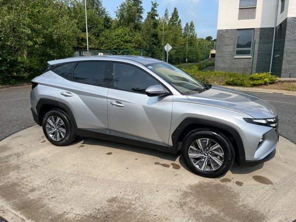 Hyundai Tucson SUV, Petrol Hybrid, 2022, Grey