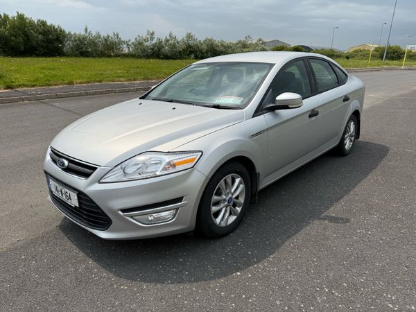 Ford Mondeo Saloon, Diesel, 2014, Silver