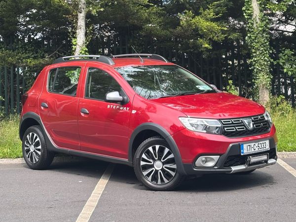 Dacia Sandero Stepway Hatchback, Diesel, 2017, Red